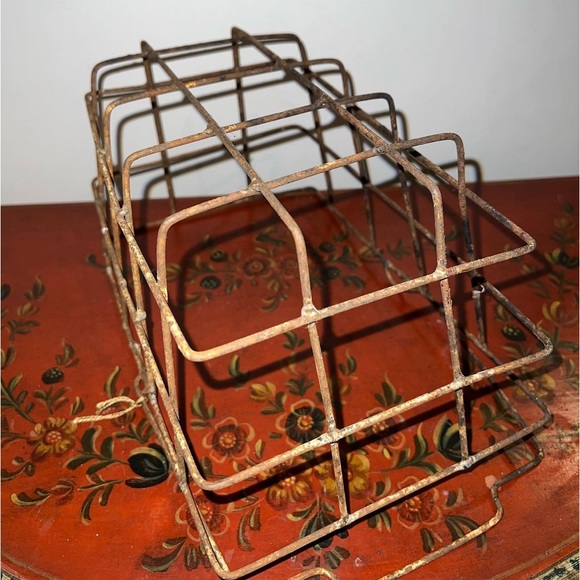 Antique Wire Basket. - Picture 2 of 2